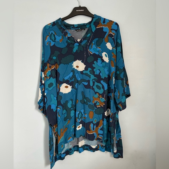 Marimekko Tops - Marimekko Flowy Blue Teal Floral V-Neck Tunic